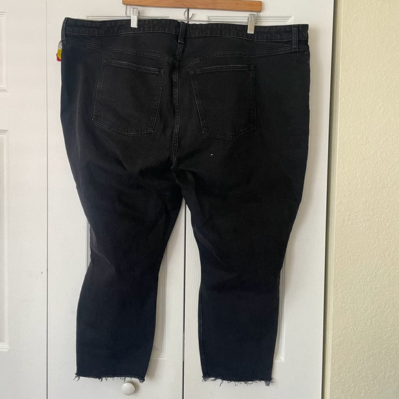 NWT Abercrombie Curve Love High-Rise Skinny Black Ankle Jeans • Size 37/24S 🗣 - Picture 3 of 3
